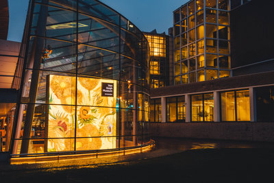 The Van Gogh Museum's glass main entrance in the evening. Photo: Jelle Draper