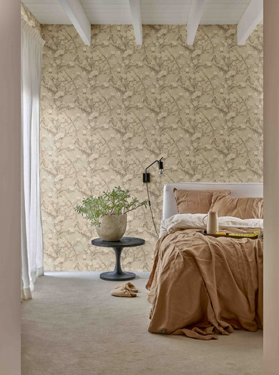 Slaapkamer met BN Walls behang op de muur
